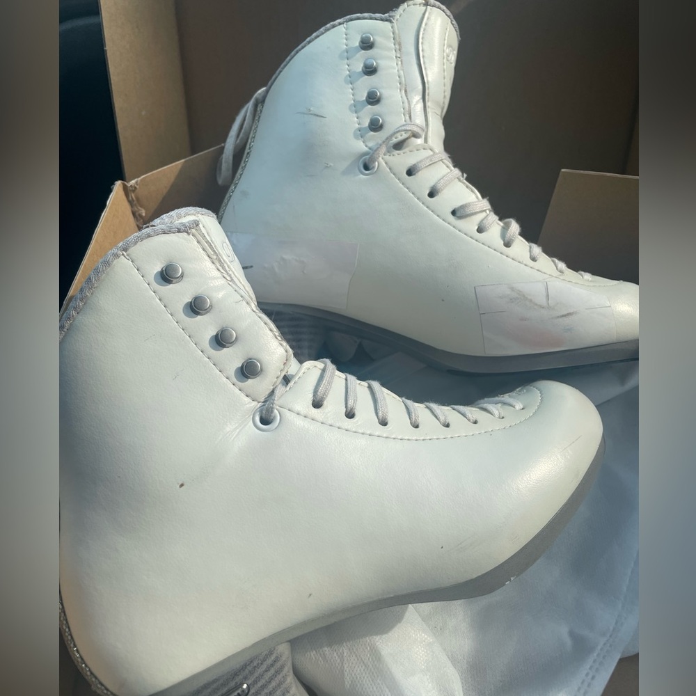 JACKSON girls/women’s 6.5 wide 6.5w white debut figure skating boots skates - Picture 4 of 9
